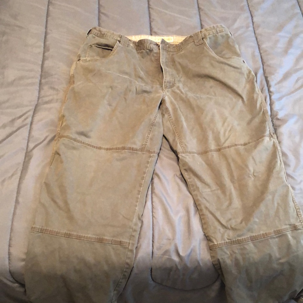 Cabelas Fleece lined insulated pants 42w32l